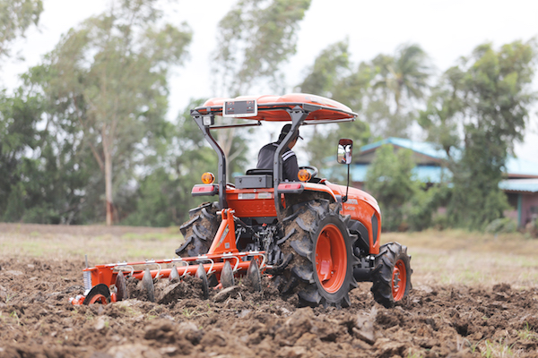 Kubota Brand Four Wheel Tractor : L4018