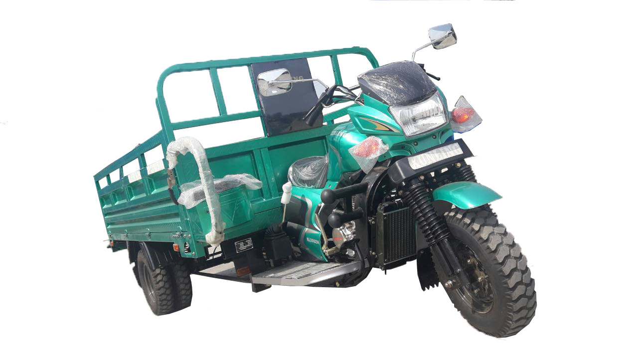 Xunling Brand Tricycle (XL200ZH -A- 200CC) (7 Feet)