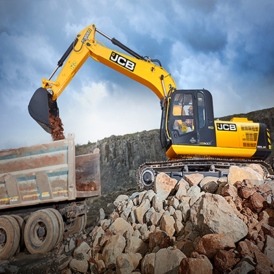 JCB : 225LC M Tracked Excavator