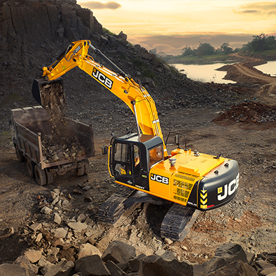 JCB : 225LC M Tracked Excavator